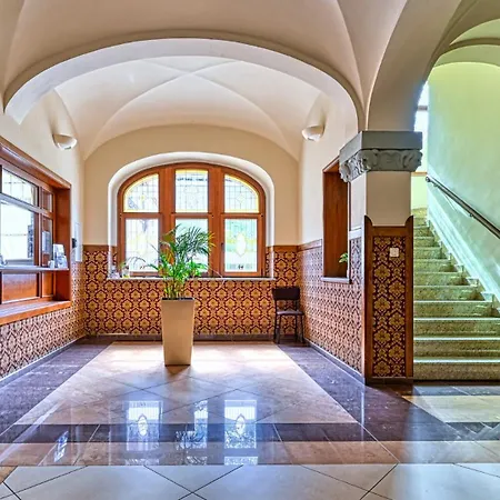 Jozefina Four One - 5d Apartament