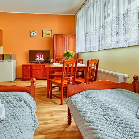 Jozefina Four One - 5d Apartament *