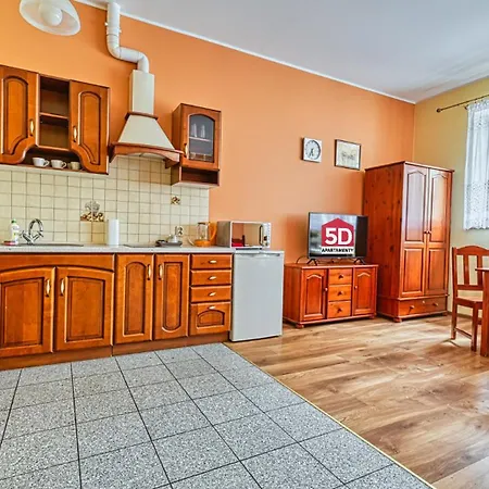 Jozefina Four One - 5d